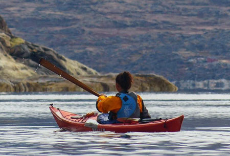 jenna-padilla-kayaking